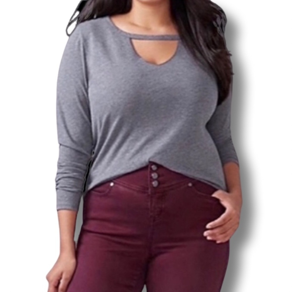 Lane Bryant choker V neck Long sleeve tee.NWT